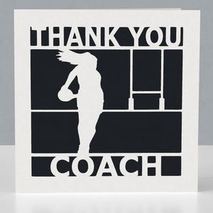 Carte de remerciement pour un entraîneur de rugby féminin - Conception Papercut image 2