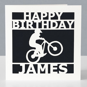Tarjeta de cumpleaños personalizada de bicicleta de montaña: tarjeta de felicitación de ciclista de montaña cortada en papel