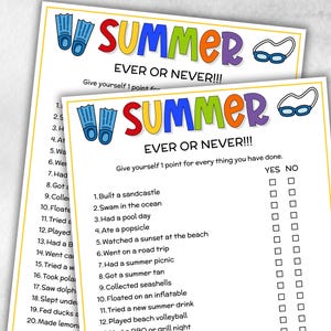 Könnte beinhalten: Zwei sommerliche Spielblätter mit dem Titel "SUMMER EVER OR NEVER!!!" in bunten Buchstaben. Die Blätter enthalten eine Checkliste mit Sommeraktivitäten mit Kästchen zum Ankreuzen von "JA" oder "NEIN". Die Blätter haben Bilder von Flossen und Schwimmbrillen.