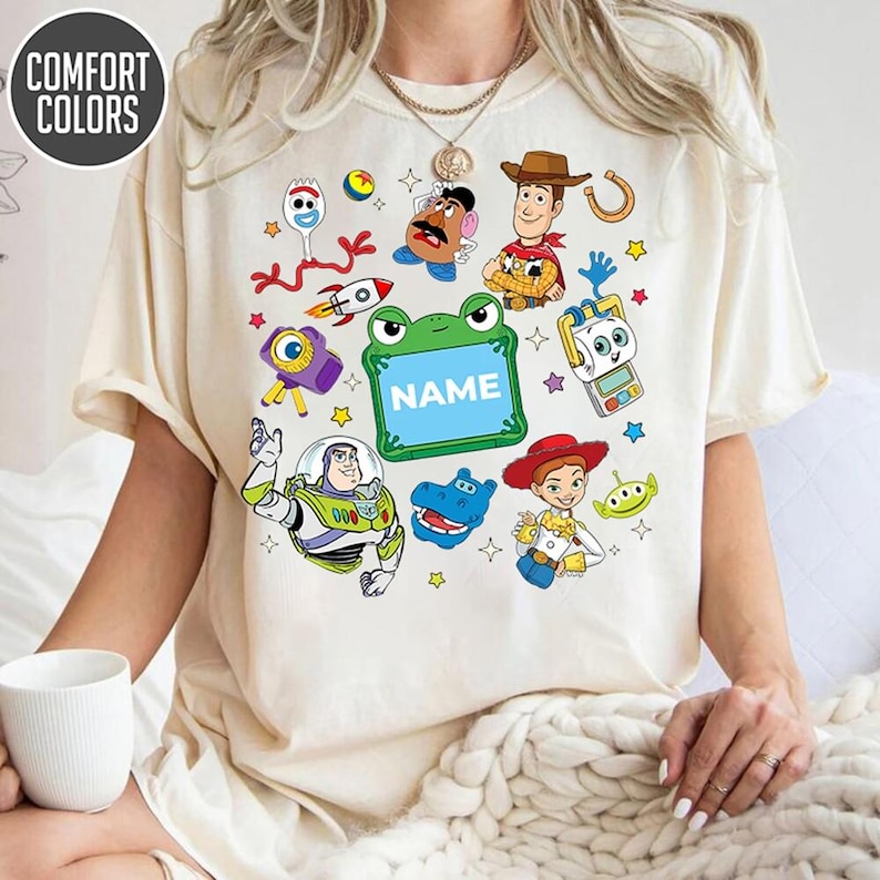 Chemise du film Toy Story 5, Lilypad Buzz l'Éclair Woody Jessie Toy Story Land, vous avez un ami en moi, chemise assortie pour la famille image 3
