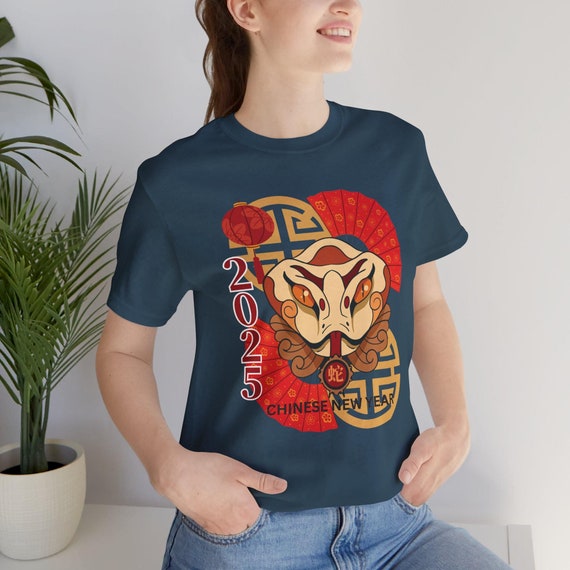 Snake Head Chinese New Year 2025 Unisex Tee, Year of the Snake Shirt, Zodiac Animal T-Shirt, Lunar Zodiac Top, Reptile Graphic Tee