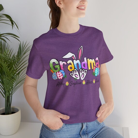 Customized Easter Grandma t-shirt, Bunny Grandma tee, Retro Easter tee, Grandmother Bunny shirt, Grandmother gift, Holiday gift