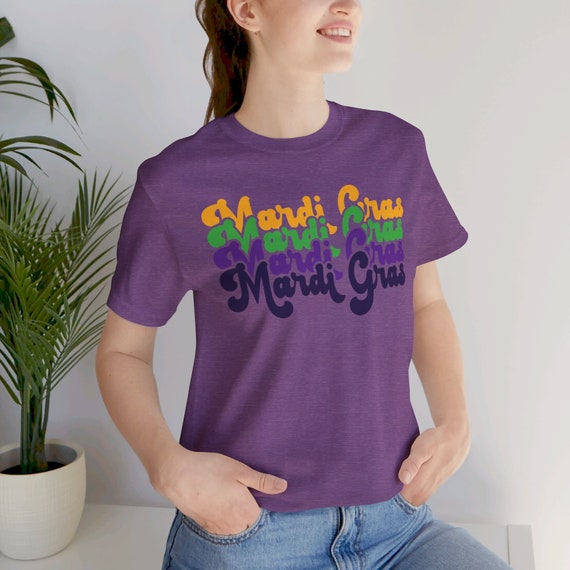 Festive Mardi Gras T-Shirt, Ideal for Carnival Celebrations, Memorable Birthday or Holiday Gift, Great Gift for Party Lovers