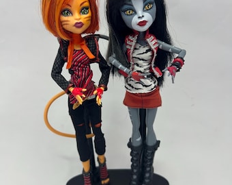 Duo Doll Stand Compatible with G1 Monster High Dolls