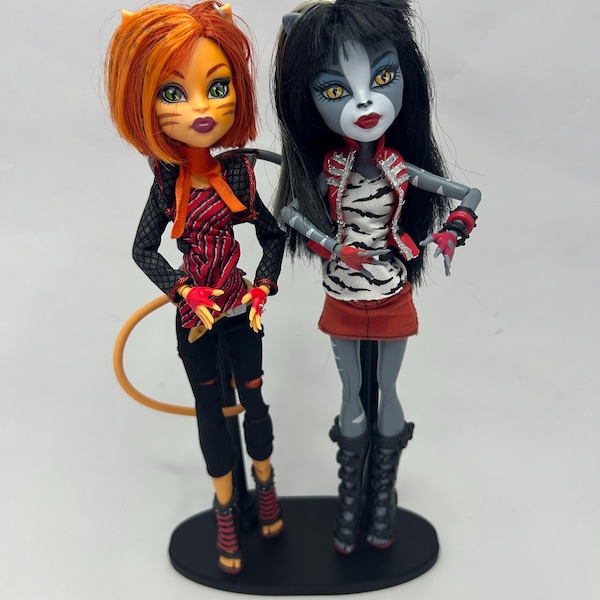 Duo Doll Stand Compatible with G1 Monster High Dolls