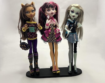 Trio Doll Stand Compatible with G1 Monster High Dolls