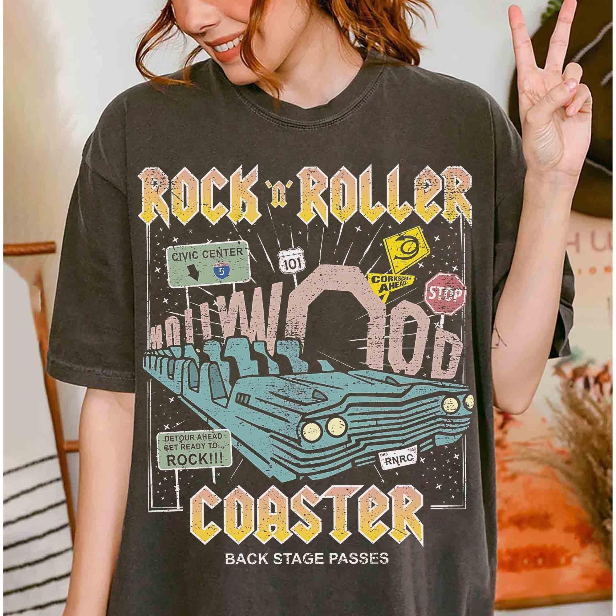 90年代レトロなディズニー・ロッキンローラーTシャツ、ディズニー 