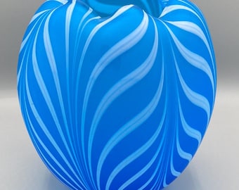 Fenton 1975 Dave Fetty Robert Barber CASCADE Blue & White Pulled Feather Vase