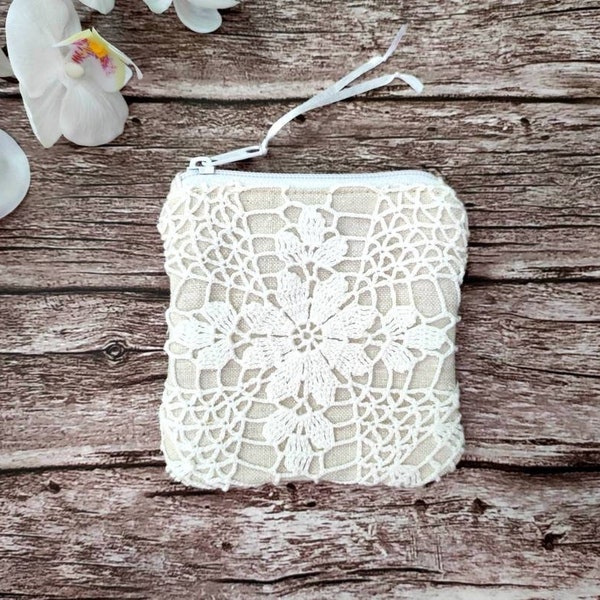 Small linen lace purse, antique crocheted lace coin pouch, sanitary bag, vintage zippered notions bag (P003)