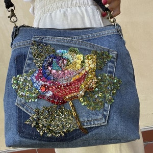 Rainbow Rose Umhängetasche in Blue Denim Upcycling - PuntiLuce Handmade - Einzelstück 013