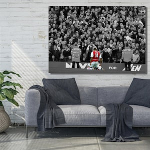 Thierry Henry Canvas Wall Art, Arsenal&#39;s Legend Player, Thierry Henry , Premier League Print, Iconic Thierry Henry Poster Christmas Gift