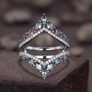 Unique Alexandrite ring,Alexandrite wedding band,Marquise Alexandrite enhancer ring,Curved V stacking band,Moissanite ring,white gold ring