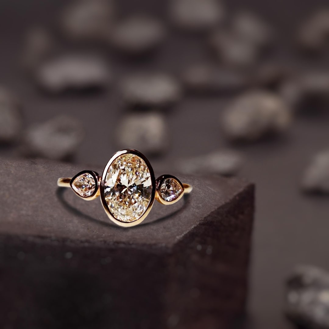 Oval Cut Moissanite Engagement Ring, Three Stone Bridal Ring, Promise Ring, Oval Cut Bezel Wedding Ring Anniversary Ring For Women Gift Ring