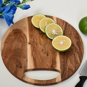 Wood Cutting Board for Kitchen, Round Cutting Board with Handle, Wooden Charcuterie Serving Platter for Cheese, Round Cutting Board image 6