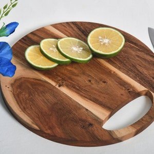 Wood Cutting Board for Kitchen, Round Cutting Board with Handle, Wooden Charcuterie Serving Platter for Cheese, Round Cutting Board image 4