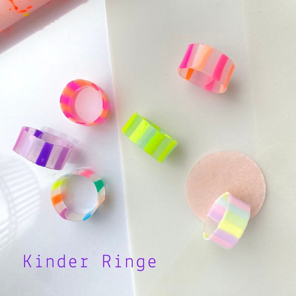 Neon Kinderringe, Streifen-Ring, Statement-Ring bunt, Regenbogenring Mädchen Sommer, Geschenk Einschulung, Kindergeburtstag Geschenk