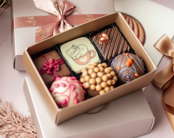 Scatola di cioccolatini di lusso personalizzata fatta a mano, bellissimo regalo unico, idea a sorpresa per la festa di compleanno, deliziose caramelle al cioccolato fresche artigianali