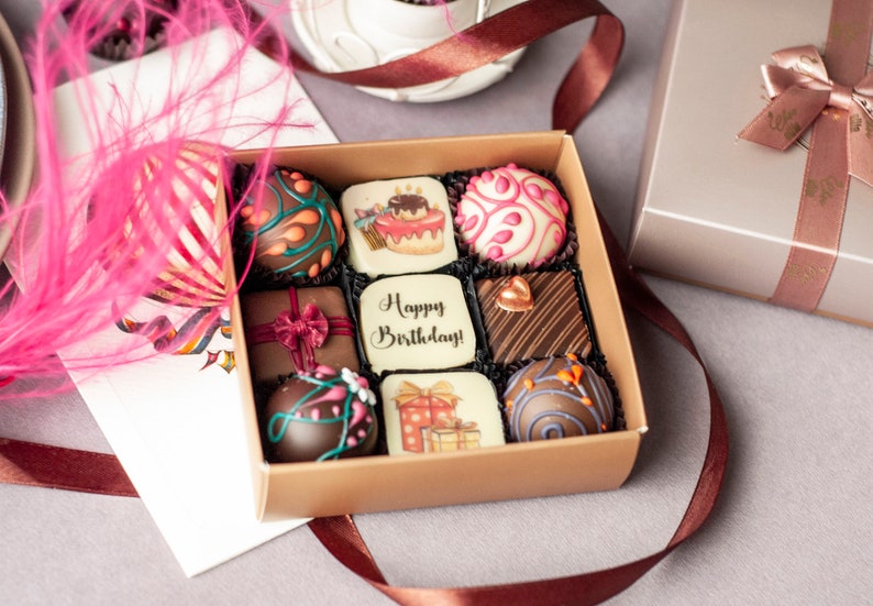 Personalized box of artisanal handmade chocolate, Unique Birthday gift idea Special Birthday present, Luxury gift set, Fresh delicious sweet zdjęcie 5