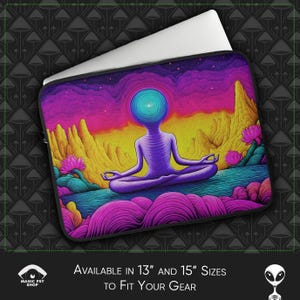 Psychedelic Laptop Sleeve: Trippy Abstract Art, Faux Fur Lined