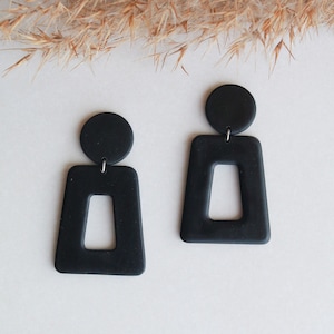 Big black 1960s, 1970s earrings - Retro style earring -Black plastic earrings - Geometric drop trapezia earrings - Statement earrings