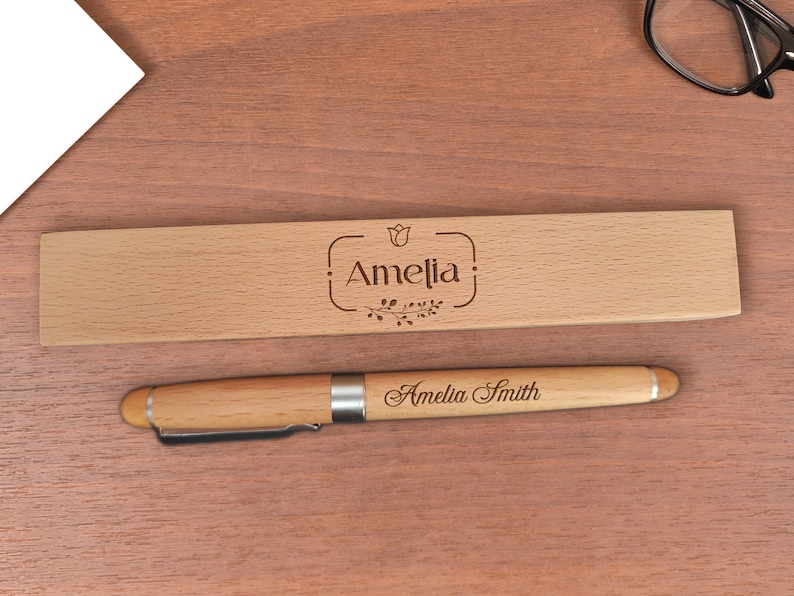 Estuche de madera personalizado para bolígrafos con nombre grabado, regalo corporativo personalizado para mejor amiga, regalo de bolígrafo de madera para ella imagen 2