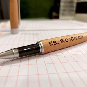 Estuche de madera personalizado para bolígrafos con nombre grabado, regalo corporativo personalizado para mejor amiga, regalo de bolígrafo de madera para ella imagen 6
