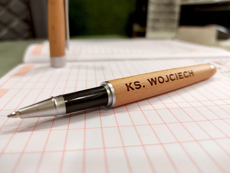 Estuche de madera personalizado para bolígrafos con nombre grabado, regalo corporativo personalizado para mejor amiga, regalo de bolígrafo de madera para ella imagen 6