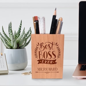 Personalized Wooden Pen Holder: Engraved Desk Organizer