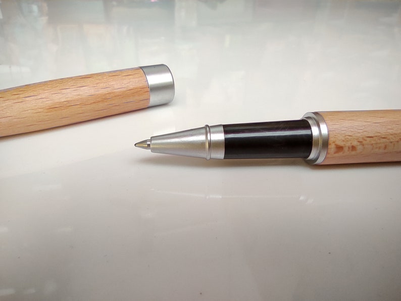 Estuche de madera personalizado para bolígrafos con nombre grabado, regalo corporativo personalizado para mejor amiga, regalo de bolígrafo de madera para ella imagen 4