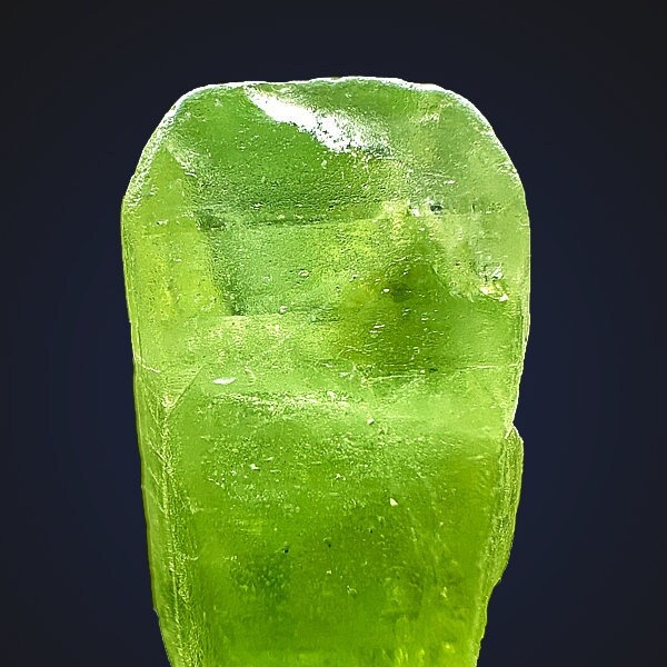 Pocket Size Terminated Olive Green Peridot Crystals, Green Peridot Crystal, Raw Peridot Crystal ~ 6.9 Ct