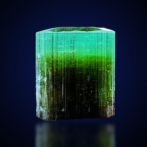 Cristallo di tormalina blu-verde, cristallo di tormalina terminato dall&#39;Afghanistan Paprok ~ 23,45 CT