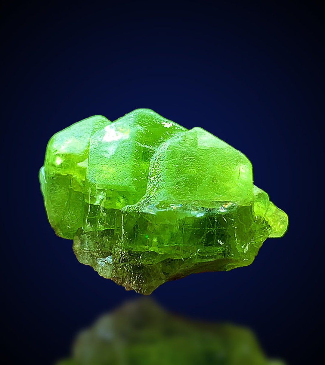 Pyramid Shape Olive Green Peridot Cluster, Double Terminated Green ...