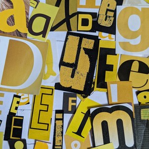 Lettres découpées jaunes, fournitures de scrapbooking, fabrication de cartes, artisanat, recyclé, art du papier, lettres de rançon, découpage, police d'écriture