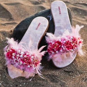 Kulture fluffy printed detail flat slipper in pink faux fur shop