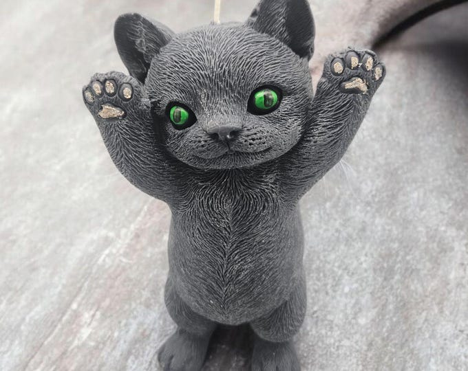 Playful Kitten Candle - Decorative Cat Figurine - Fun Pet Lover Gift