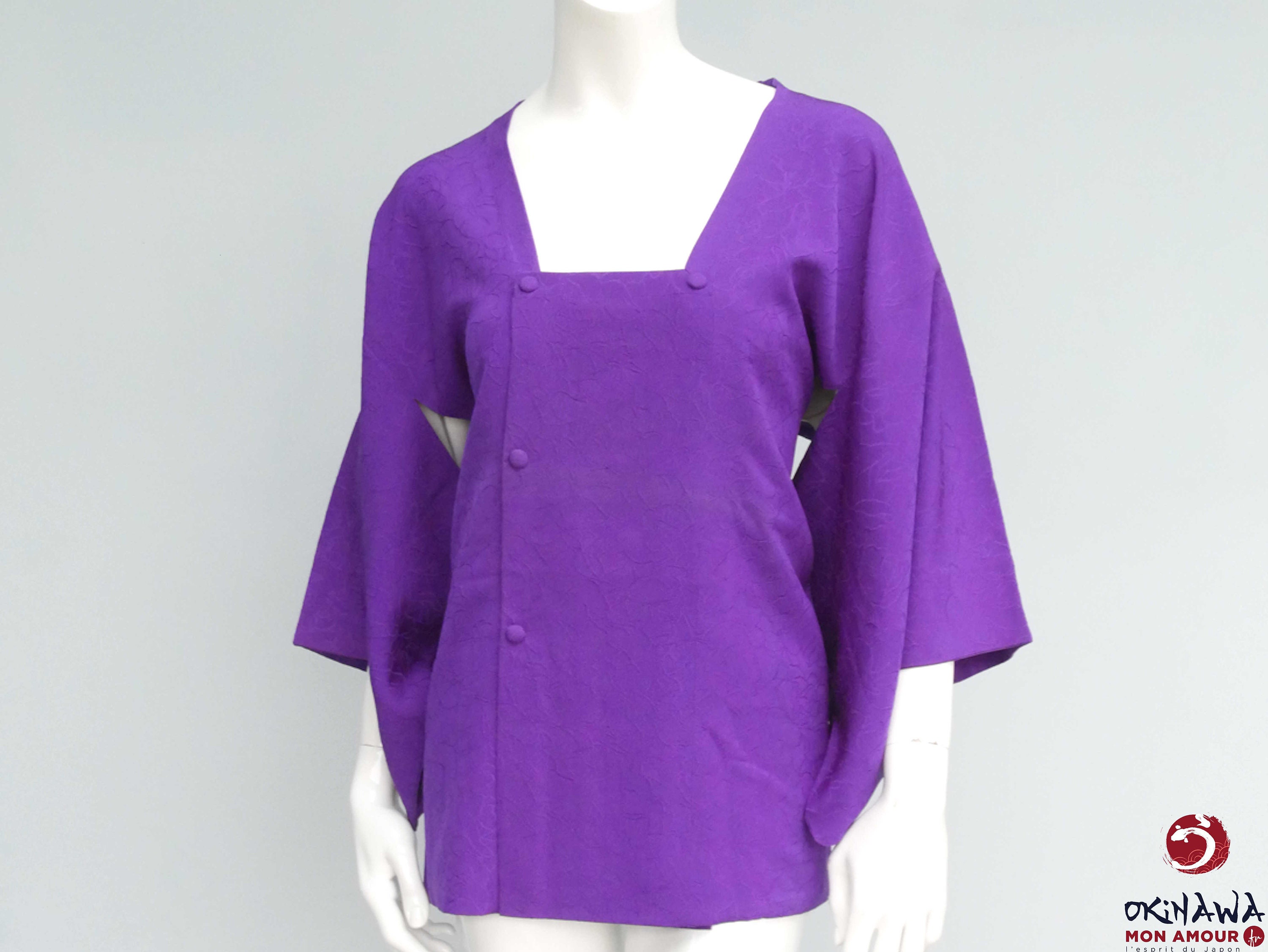 Michiyuki Japanese Coat Traditional Lightweight Women's Jacket in Purple Silk with Filigree Flower Decor