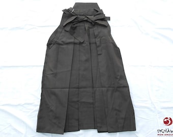 Traditionelle japanische zeremonielle Hakama-Hose aus brauner Andon-Bakama-Seide mit schwarzen Streifen