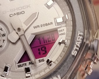 Montre Casio G-shock personnalisée - Corps transparent - Écran violet - Casio S2100K