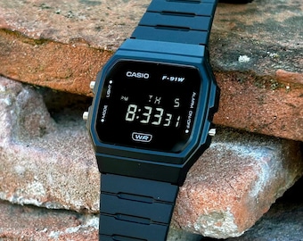 CASIO TS-1200 Thermometer WR 100M Vintage Digital Watch Made CASIO TS-1200 Thermometer WR 100M Vintage Digital Watch Made