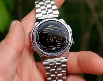 Blackout 171 – Modified Watch Based on Casio A171 – Black Screen with Oil-Filled Hydromod – Custom Vintage Digital Watch – Casio Mod Gift