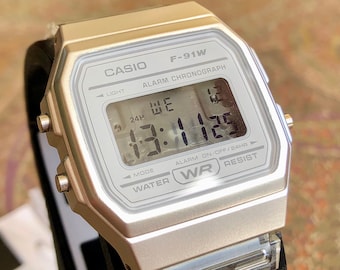 Reloj Casio F91 Ghost Time personalizado: reloj digital Casio blanco modificado con pantalla transparente y correa de reloj transparente: ideas para regalos