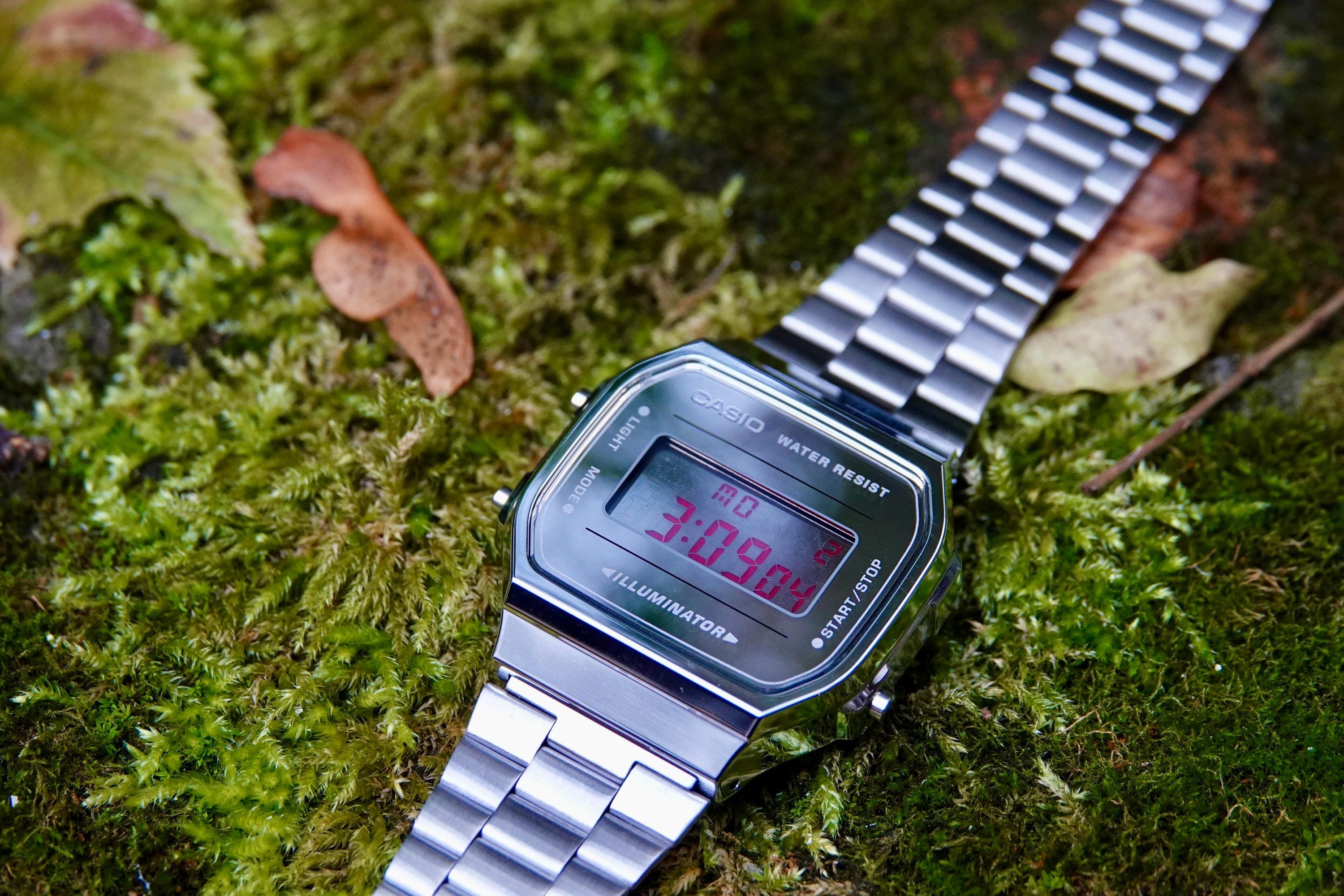 Mirror Time – Modified Watch Based on Casio A168 – Chrome Mirror