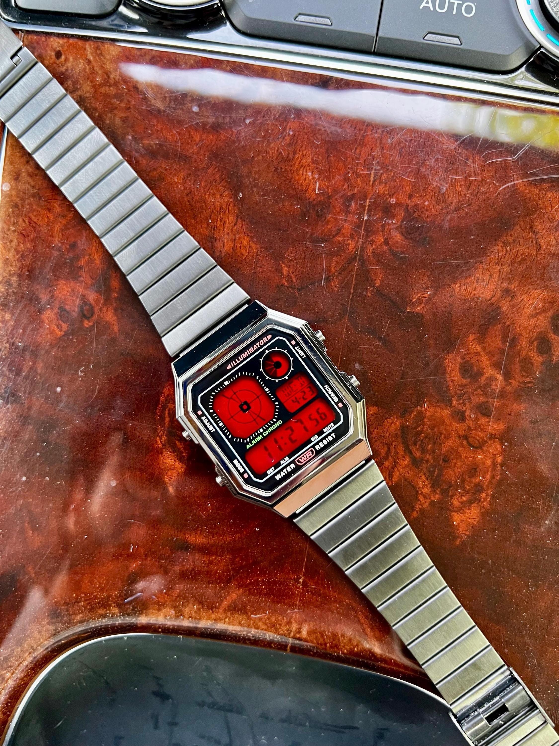 レア VINTAGE 1982's CASIO F-600 デジタル腕時計 レア VINTAGE 1982's CASIO F-600 デジタル腕時計 レア VINTAGE