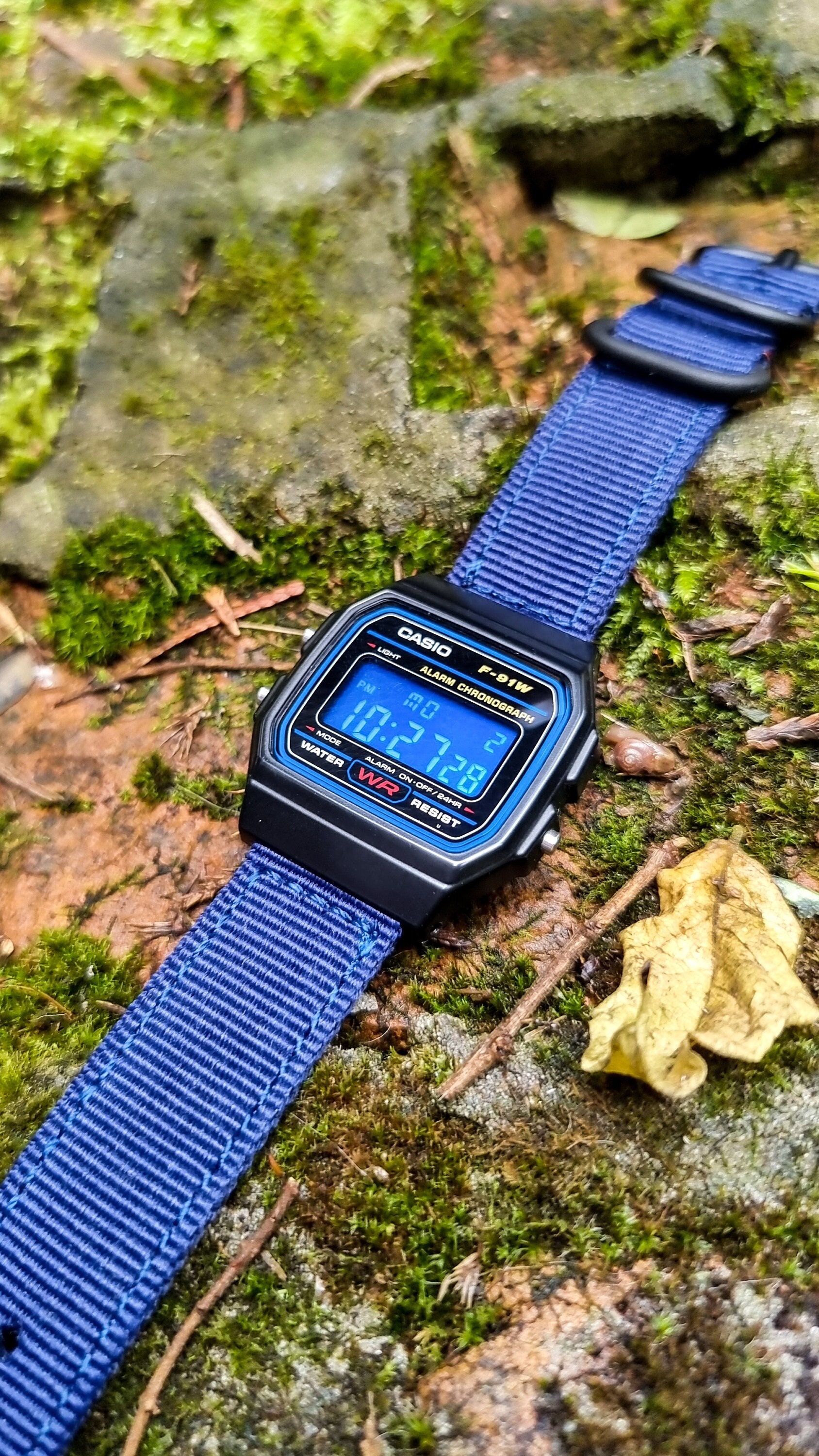 Is the classic F-91 stylish? Does it suit work-wear? : r/casio