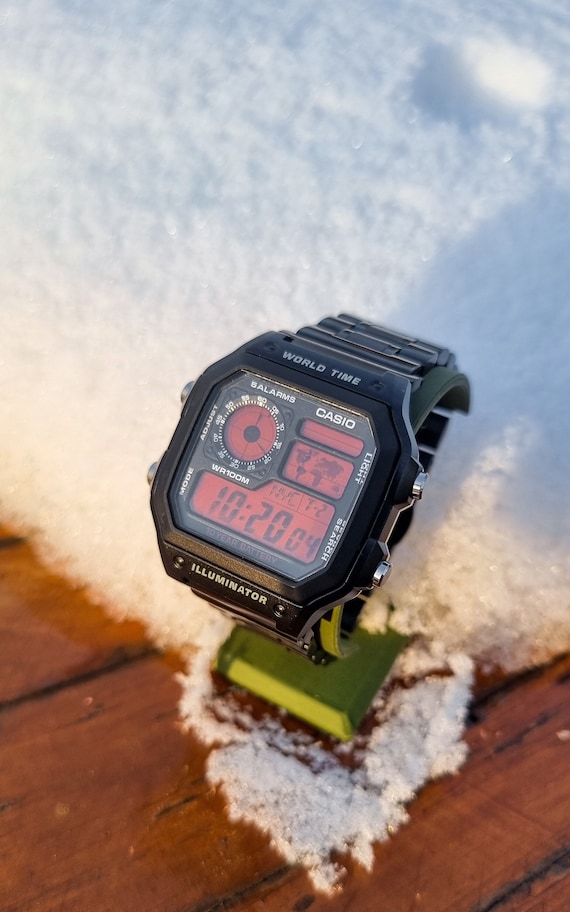 カスタム カシオ ロイヤル AE-1200 レッド ウェイト メタル 改造腕時計 レッド ディスプレイブラック メタル ストラップオイル フィル デジタル カシオ ヴィンテージ - Etsy 日本 カスタム カシオ ロイヤル AE-1200 レッド ウェイト メタル 改造腕時計 レッド ディスプレイブラック メタル ストラップオイル フィル デジタル カシオ ヴィンテージ - Etsy 日本