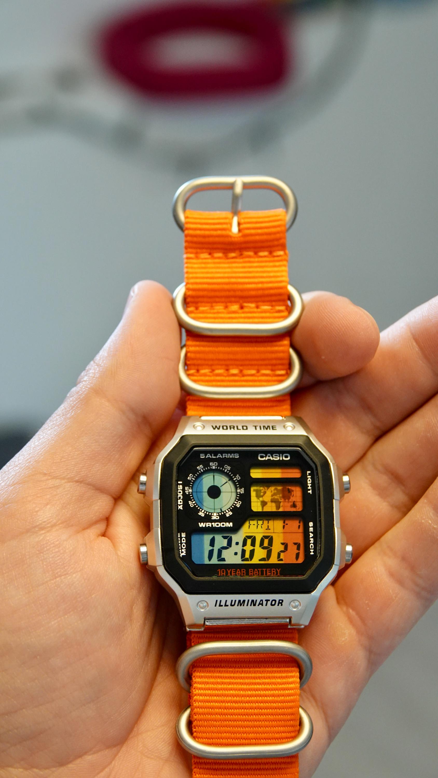 オレンジデイズ - カシオ AE-1200 をベースにした改造時計 - オレンジ 