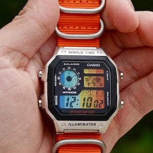 Días Naranjas – Reloj modificado basado en el Casio AE-1200 – Pantalla naranja degradada, correa de 22 mm – Reloj digital Casio Royale Hydro Mod personalizado de regalo
