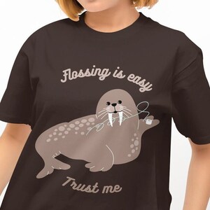 Flossing Walrus Tee Dental Student Gift, Promote Oral Health among Kids, Funny Marine Mammal Arctic Animal T-shirt, Dental Hygiene Tshirt