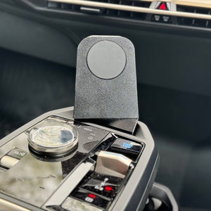 BMW iX [UK & USA/Europe] iPhone Apple MagSafe Compatible Mount