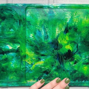 Epoxy Rolling Tray with Slots for Grinder and a Pour Spout